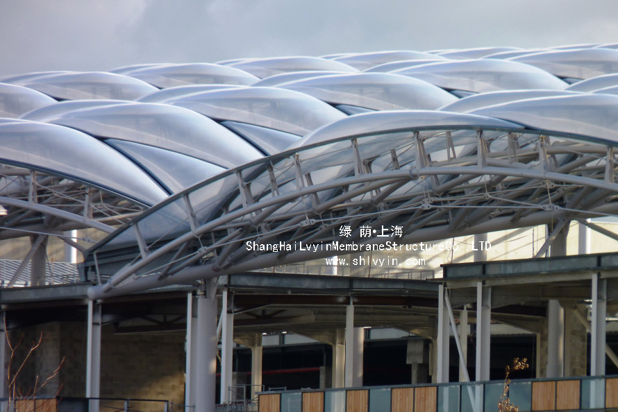 1494901163461257.jpg 法國里昂ETFE屋頂 (2).jpg